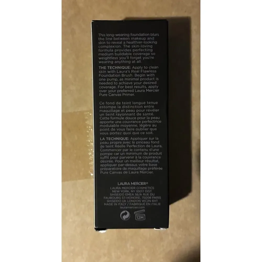 Laura Mercier Real Flawless Weightless Perfecting Foundation- 0W1 Satin- 1 fl oz